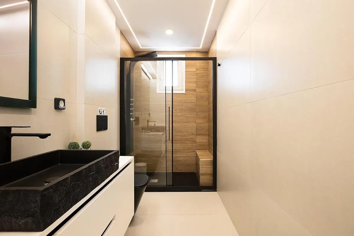 Apartment Maxi Suite 75 With Jacuzzi,By Idealstay Experience Gazi